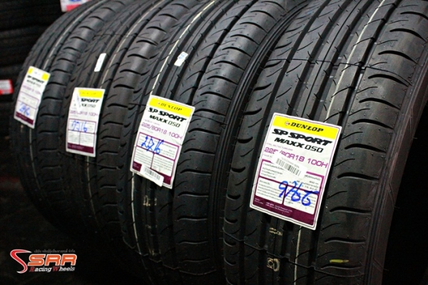 DUNLOP SPORT MAXX050 225/60R18 ปี16 ราคาพิเศษ