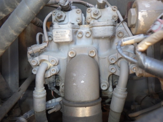 Hitachi EX135USR รถขุดนำเข้าจากญี่ปุ่น โทร. 080-6565422 (หนิง)