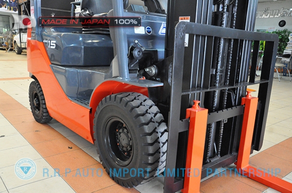 ขายรถโฟล์คลิฟท์มือสอง TOYOTA รุ่น 8FG15-33801 ราคา 295,000 บาท นำเข้าจากประเทศญี่ปุ่น 100\% ไม่เคยใช้งานในไทย