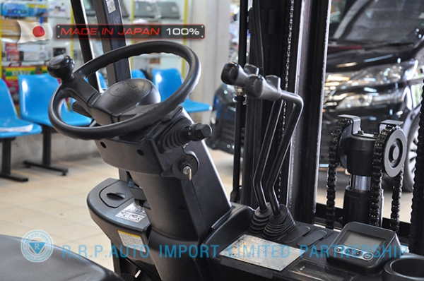 ขายรถโฟล์คลิฟท์มือสอง TOYOTA รุ่น 8FG15-33801 ราคา 295,000 บาท นำเข้าจากประเทศญี่ปุ่น 100\% ไม่เคยใช้งานในไทย