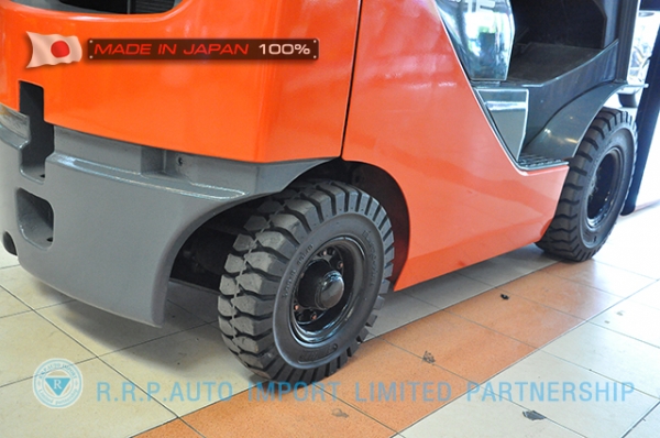 ขายรถโฟล์คลิฟท์มือสอง TOYOTA รุ่น 8FG15-33801 ราคา 295,000 บาท นำเข้าจากประเทศญี่ปุ่น 100\% ไม่เคยใช้งานในไทย