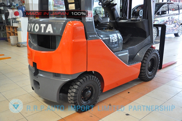 ขายรถโฟล์คลิฟท์มือสอง TOYOTA รุ่น 8FG15-33801 ราคา 295,000 บาท นำเข้าจากประเทศญี่ปุ่น 100\% ไม่เคยใช้งานในไทย