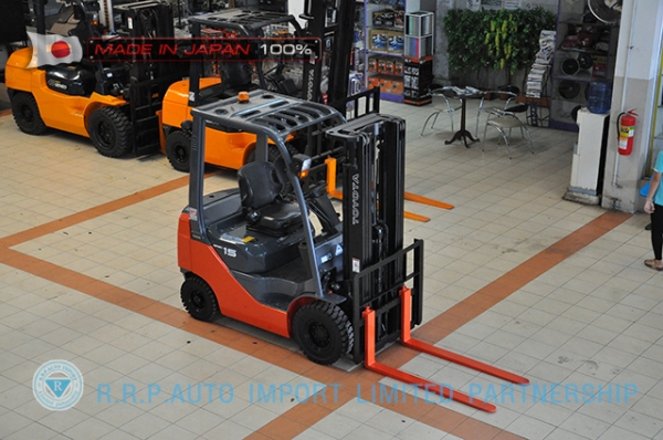 ขายรถโฟล์คลิฟท์มือสอง TOYOTA รุ่น 8FG15-33801 ราคา 295,000 บาท นำเข้าจากประเทศญี่ปุ่น 100\% ไม่เคยใช้งานในไทย