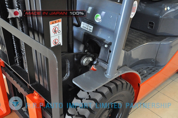 ขายรถโฟล์คลิฟท์มือสอง TOYOTA รุ่น 8FG15-33801 ราคา 295,000 บาท นำเข้าจากประเทศญี่ปุ่น 100\% ไม่เคยใช้งานในไทย