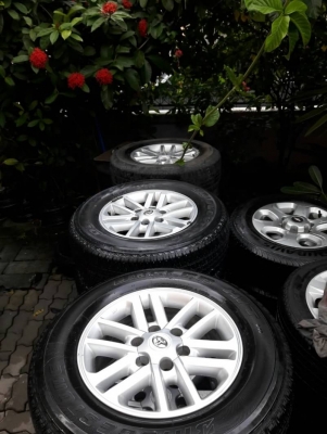 ล้อ champ พร้อมยางชุดล่ะ 9,500