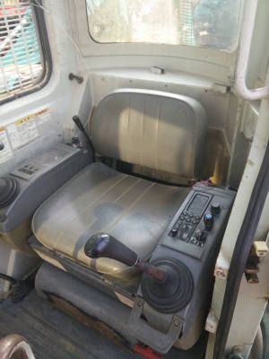 รถแม็คโค KOBELCO SK75UR เก่านอกแท้ ทำงานได้เต็มทุกระบบ เครื่องดี ปั้มดี