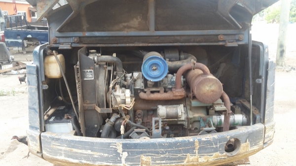 ขายแม็คโค kx-030 ขายแม็คโค kx-030