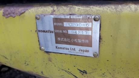 KOMATSU PC 200-6