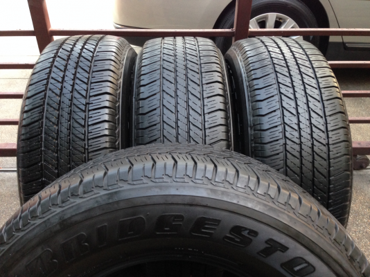 ยาง Bridgestone 265 60 18 ปลายปี12 ดอกเต็ม ใช้งานน้อย ราคาไม่แพง
