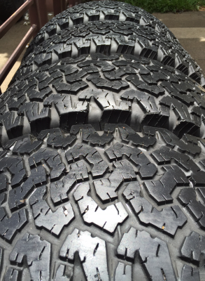 ยาง All BF goodrich 265 70 16 ดอกเยอะ พร้อมใช้งาน ราคาไม่แพง ยาง All BF goodrich 265 70 16 ดอกเยอะ พร้อมใช้งาน ราคาไม่แพง