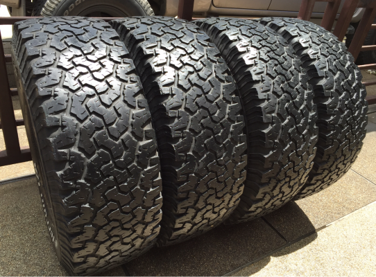 ยาง All BF goodrich 265 70 16 ดอกเยอะ พร้อมใช้งาน ราคาไม่แพง ยาง All BF goodrich 265 70 16 ดอกเยอะ พร้อมใช้งาน ราคาไม่แพง