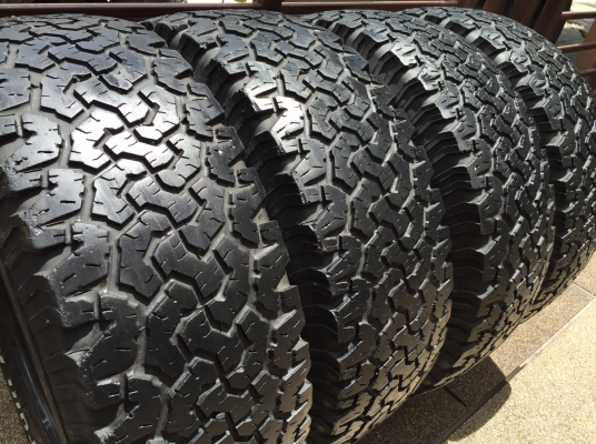 ยาง All BF goodrich 265 70 16 ดอกเยอะ พร้อมใช้งาน ราคาไม่แพง ยาง All BF goodrich 265 70 16 ดอกเยอะ พร้อมใช้งาน ราคาไม่แพง