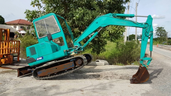 ขายด่วนรถแบคโฮKOBELCO-SK032เทียบเท่าPC35รถนอกสถาพดีพร้อมใช้เพิ่งนำเข้ามายังไม่เคยใช้งานในเมืองไทยเลย