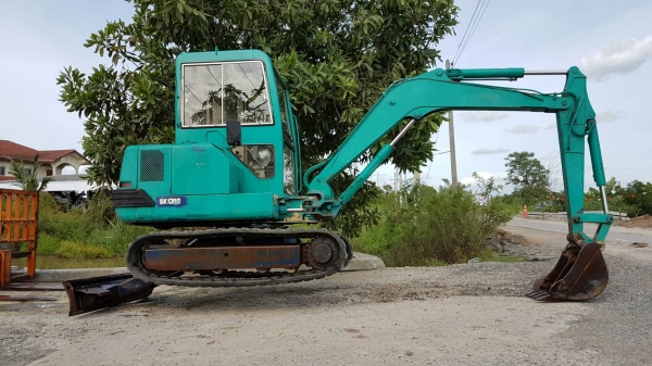 ขายด่วนรถแบคโฮKOBELCO-SK032เทียบเท่าPC35รถนอกสถาพดีพร้อมใช้เพิ่งนำเข้ามายังไม่เคยใช้งานในเมืองไทยเลย