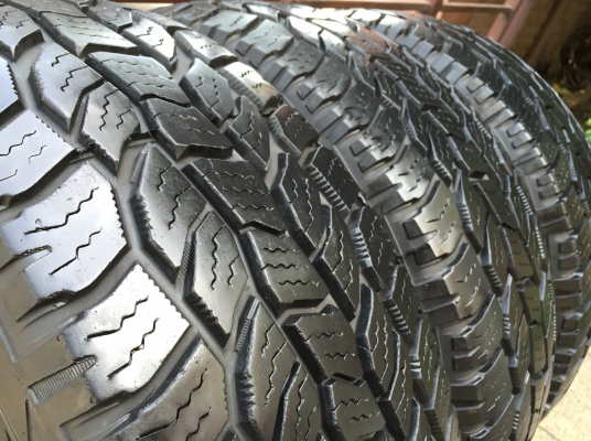 ยาง All Cooper 265 70 16 สิ้นปี12 ดอกเต็ม ไม่มีปะ จำนวน 3เส้น ราคาไม่แพง