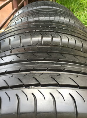 ยาง Dunlop 225 60 18 ปลายปี15 ดอกเต็ม เนื้อนิ่มๆ ราคาไม่แพง ยาง Dunlop 225 60 18 ปลายปี15 ดอกเต็ม เนื้อนิ่มๆ ราคาไม่แพง