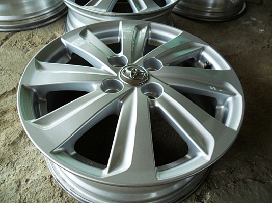 แม็กเก๋งขอบ15แท้ๆ 4รู100 สภาพใหม่ๆกริ๊บๆ (4วง 4,900) มากับรถรุนใหม่ปี59