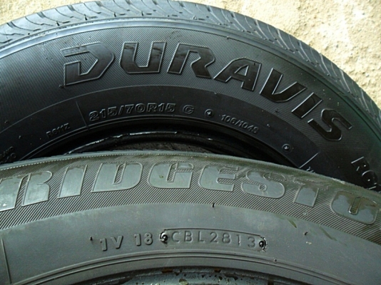 ยางกระบะขอบ15 บริดสโตน215-70-R15ลงพื้นปี14 (4เส้น3,400)