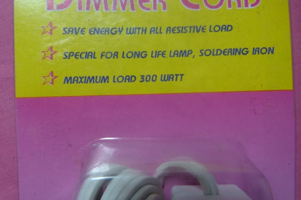 สวิตช์หรี่ไฟ ขนาดกำลังไฟรวมไม่เกิน 300 วัตต์ Dimmer (เครื่องลดกำลังไฟ) 450.- ส่งฟรี EMS สวิตช์หรี่ไฟ ขนาดกำลังไฟรวมไม่เกิน 300 วัตต์ Dimmer (เครื่องลดกำลังไฟ) 450.- ส่งฟรี EMS