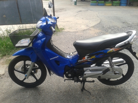 เวฟ125i หัวฉีดตัวแรก