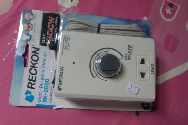 สวิตช์หรี่ไฟ ขนาดกำลังไฟรวมไม่เกิน 1,600 วัตต์ Dimmer (เครื่องลดกำลังไฟ) 650.- ส่งฟรี EMS สวิตช์หรี่ไฟ ขนาดกำลังไฟรวมไม่เกิน 1,600 วัตต์ Dimmer (เครื่องลดกำลังไฟ) 650.- ส่งฟรี EMS