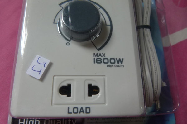 สวิตช์หรี่ไฟ ขนาดกำลังไฟรวมไม่เกิน 1,600 วัตต์ Dimmer (เครื่องลดกำลังไฟ) 650.- ส่งฟรี EMS สวิตช์หรี่ไฟ ขนาดกำลังไฟรวมไม่เกิน 1,600 วัตต์ Dimmer (เครื่องลดกำลังไฟ) 650.- ส่งฟรี EMS
