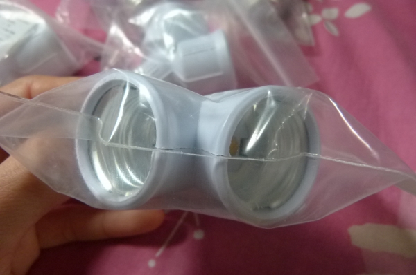 ชั้วไฟ ใส่หลอดได้ 2 ดวง 270 บาท.- พร้อมส่ง ชั้วไฟ ใส่หลอดได้ 2 ดวง 270 บาท.- พร้อมส่ง