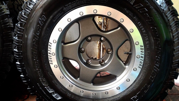 ยาง BF ALL 265 x 75 x 16 พร้อมล้อลาย Bradley