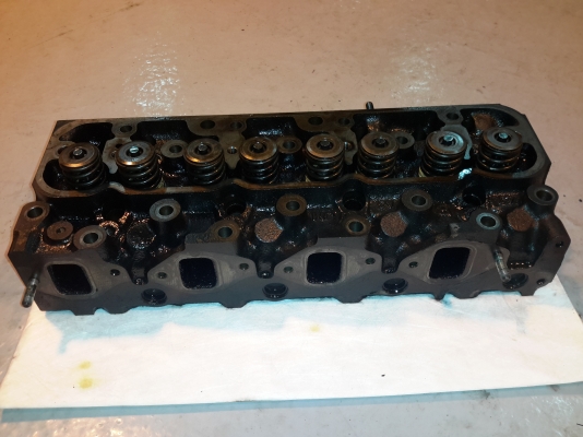 ฝาสูบแท้ถอดจากเครื่อง 4JH1