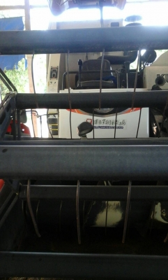 ขายรถเกี่ยวข้าว DC 95   915.0  ชม