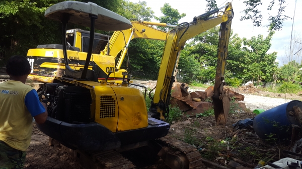 ขาย  EX30  บูมยาว  5 เมตร คอลโทลน้ำมัน