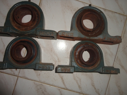 ขายตุ๊กตาของใหม่เก็บนานไปหน่อย