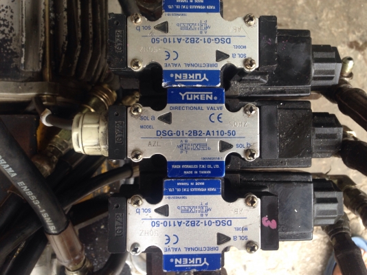 ขายชุดปั้มน้ำมันไฮโดรลิคขนาด 3HP. 380V พร้อมชุดวาล์วคอนโทรล 3ชุด 110VAC อุปกรณ์ครบ พร้อมใช้งาน