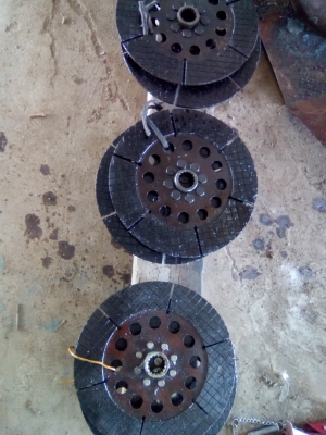 แผ่นคลัช โคมัสสุ d20