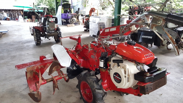 รถพรวนดิน ยกร่องของจิงๆๆ 7 แรง 4 จังหวะ รหัสสินค้า B1-21