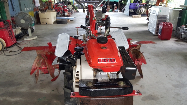 รถพรวนดิน ยกร่องของจิงๆๆ 7 แรง 4 จังหวะ รหัสสินค้า B1-21