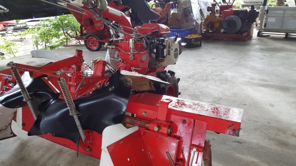 รถพรวนดิน ยกร่องของจิงๆๆ 7 แรง 4 จังหวะ รหัสสินค้า B1-21