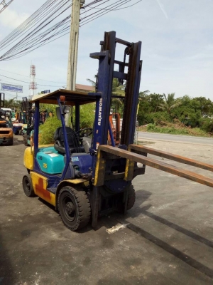 KOMATSU FD25-12 รถนำเข้าจากญี่ปุ่น เครื่องยนต์ดีเซล เสา 4 เมตร งาหมุน KOMATSU FD25-12 รถนำเข้าจากญี่ปุ่น เครื่องยนต์ดีเซล เสา 4 เมตร งาหมุน