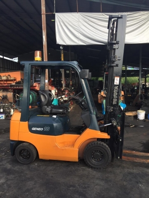 TOYOTA 7FG18 รถนอกเก่าญี่ปุ่น เสา 4.5 เมตร งาสไลด์ TOYOTA 7FG18 รถนอกเก่าญี่ปุ่น เสา 4.5 เมตร งาสไลด์