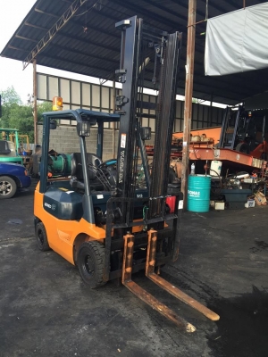 TOYOTA 7FG18 รถนอกเก่าญี่ปุ่น เสา 4.5 เมตร งาสไลด์ TOYOTA 7FG18 รถนอกเก่าญี่ปุ่น เสา 4.5 เมตร งาสไลด์