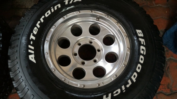 ยาง BF ALL  285 x 75 x 16 พร้อมล้อหยดน้ำแท้  Procomp