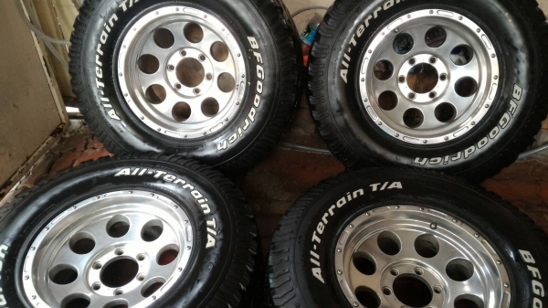 ยาง BF ALL  285 x 75 x 16 พร้อมล้อหยดน้ำแท้  Procomp