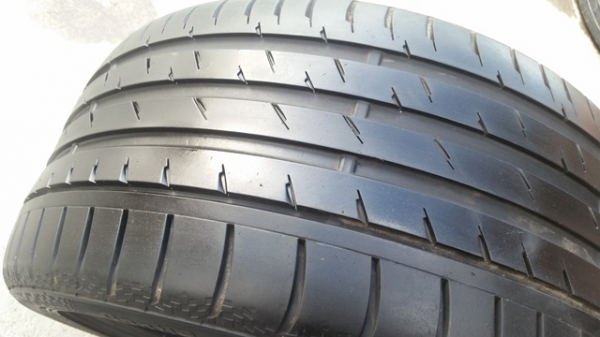 ขายยาง255/35/18 ปี 12 CONTI 2 เส้น