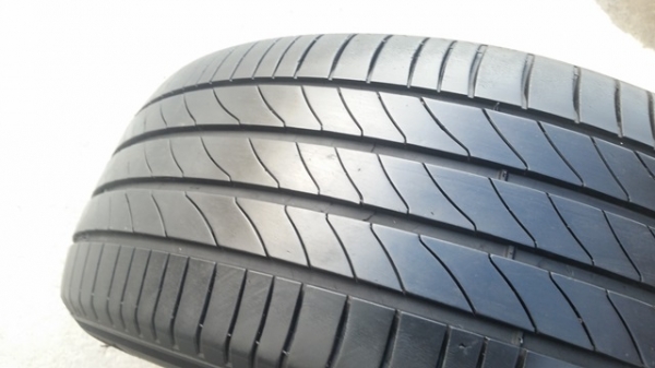 ขายยาง205/55/16 ปี 4013  MICHERLIN 3ST 4 เส้น