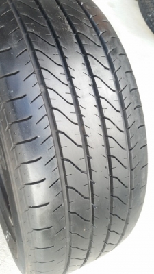 ขายยาง215/55/17 ปี 15 DUNLOP 2 เส้น