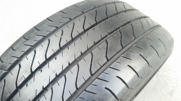ขายยาง215/55/17 ปี 15 DUNLOP 2 เส้น