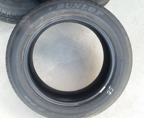 ขายยาง215/55/17 ปี 15 DUNLOP 2 เส้น