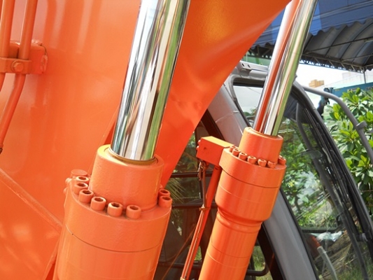 ขายรถขุดเก่าญี่ปุ่น hittachi zx135us รถสวยเดิมน่าใช้ สนใจติดต่อสอบถาม 092-3309229 อีด รถนอก