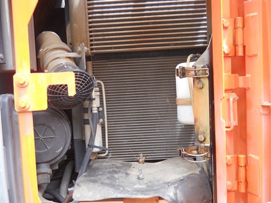 ขายรถขุดเก่าญี่ปุ่น hittachi zx135us รถสวยเดิมน่าใช้ สนใจติดต่อสอบถาม 092-3309229 อีด รถนอก