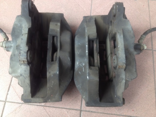 ปั้มเบรค 1UZ เก่าญี่ปุ่นเเท้สภาพดีคู่ละ ปั้มเบรค 1UZ เก่าญี่ปุ่นเเท้สภาพดีคู่ละ